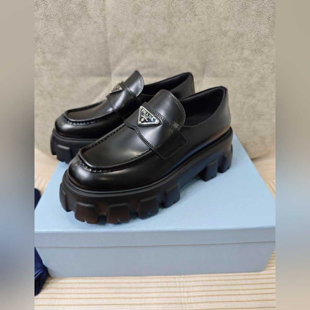 Prada Monolith leather Loafers